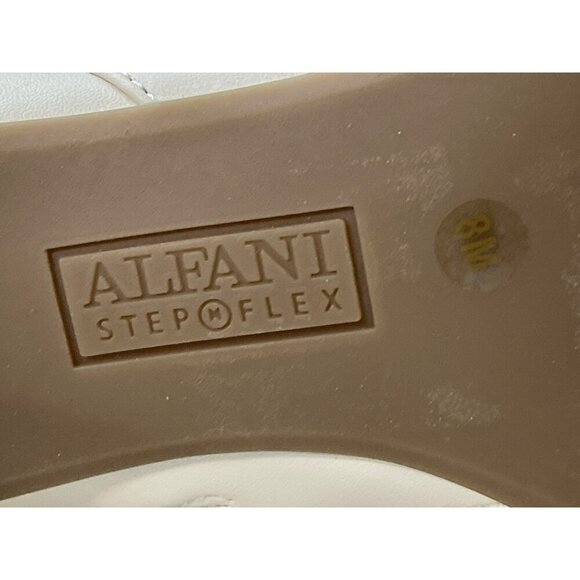 Alfani Beige Knee-High Wide Calf Boots Size 8 NEW - Picture 9 of 11